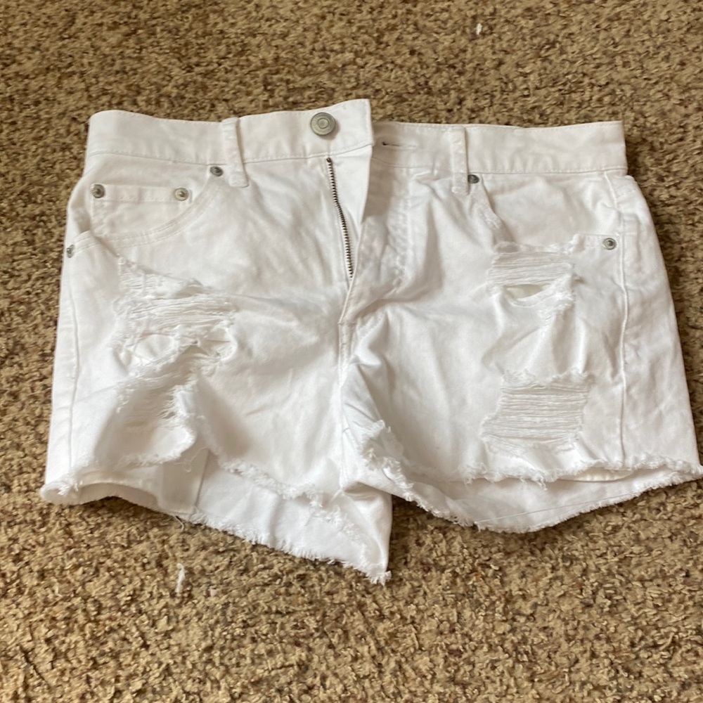 white jean shorts